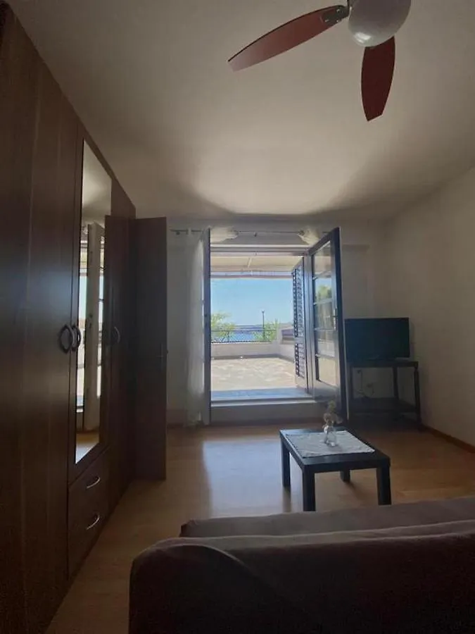 Apartmani Idea Jadranovo 0*,  Κροατία