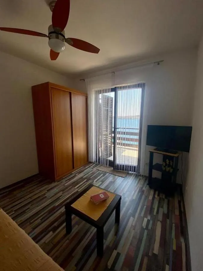 Apartmani Idea Jadranovo 0*,