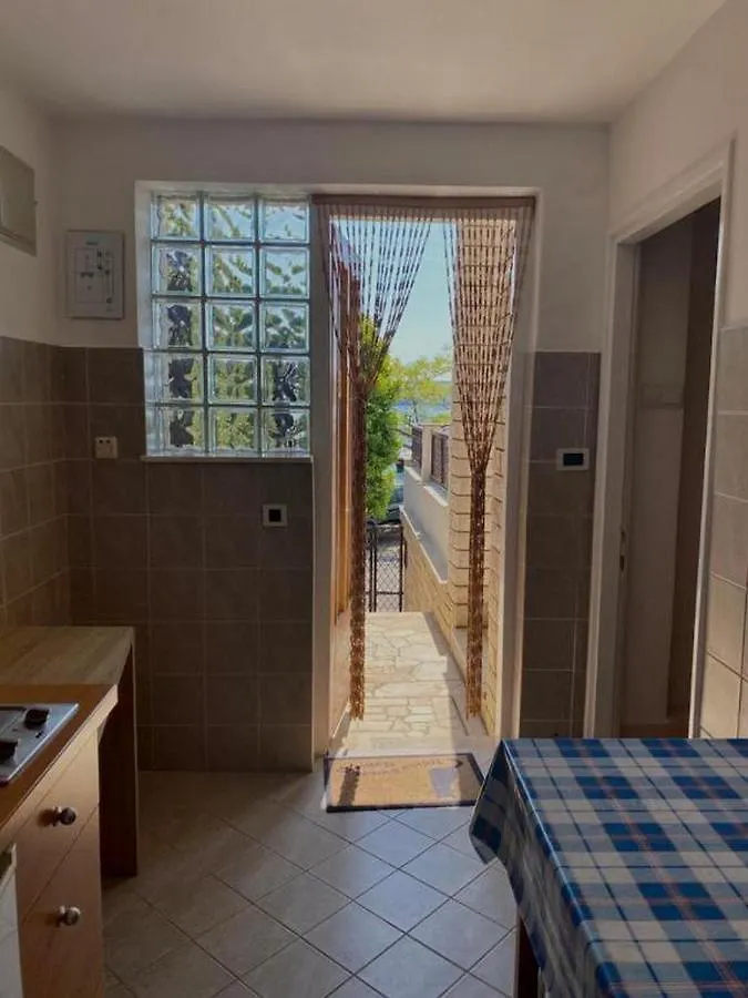 Apartmani Idea Jadranovo