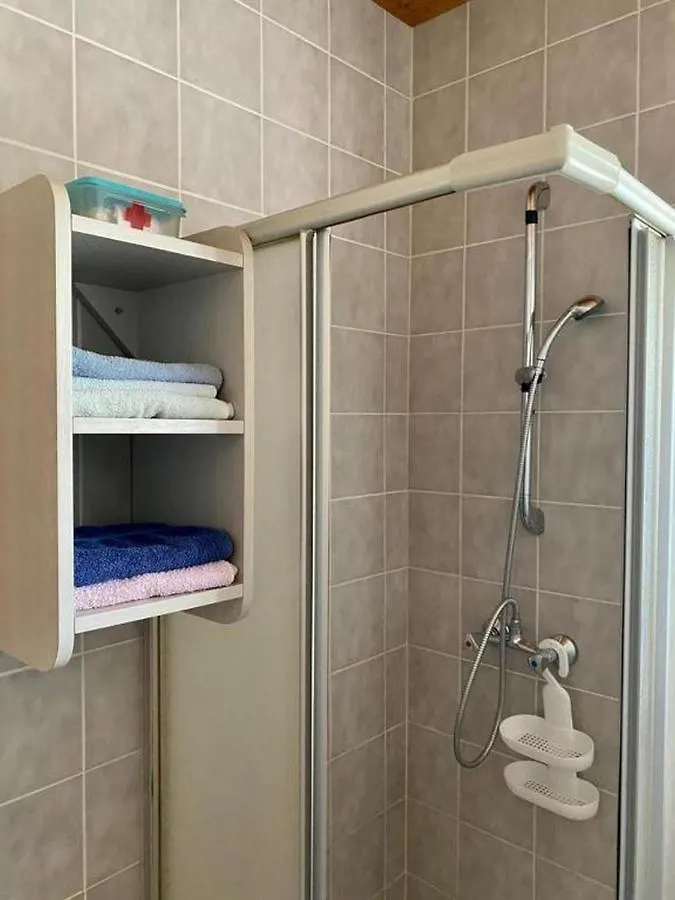 Apartmani Idea Jadranovo 0*,  Κροατία